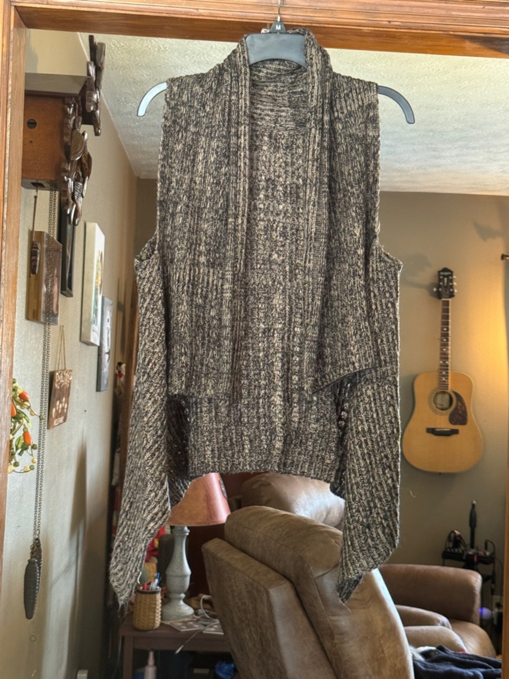 Sleeveless Open-Front Knit Vest in Marled Brown